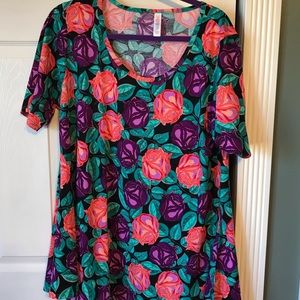 Lularoe perfect tee